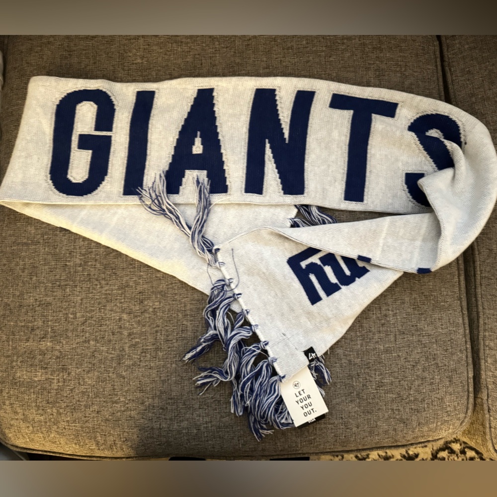 NY Giants scarf